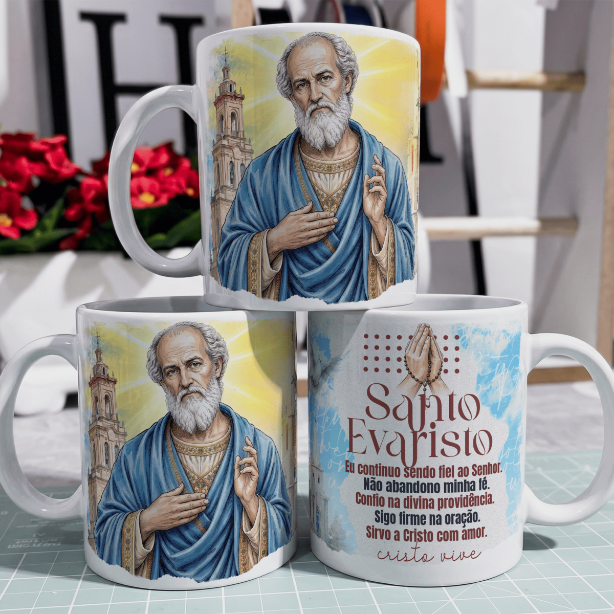 Nome do produto: Caneca - Santos Católico - Santo Evaristo