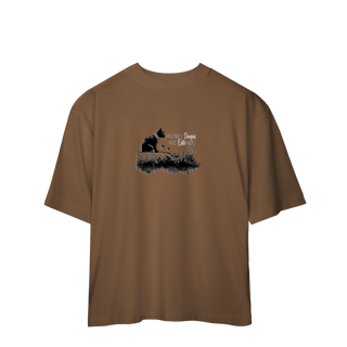 Nome do produtoCamiseta Oversized Gatos - Vc não é daqui, vc está aqui
