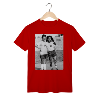 Nome do produto Camiseta Chico Buarque & Bob Marley - Lendas do Futebol