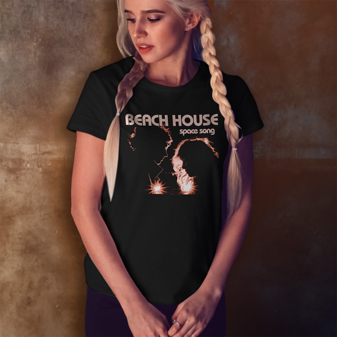 Baby Look Beach House - Space Song