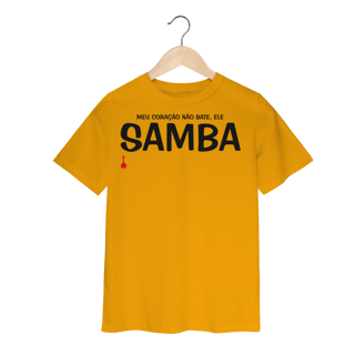 Nome do produto Camiseta Infantil Meu Coração Não Bate, Ele Samba