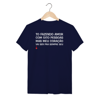 Nome do produto Camiseta To Fazendo Amor com Oito Pessoas