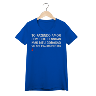 Nome do produto Camiseta Feminina Baby Look To Fazendo Amor com Oito Pessoas