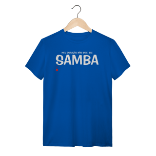 Nome do produto Camiseta Meu Coração Não Bate, Ele Samba