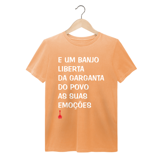 Camiseta Um Banjo Liberta - Estonada