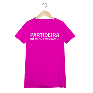 Nome do produto Camiseta Feminina Baby Look Partideira Só Chora Versando