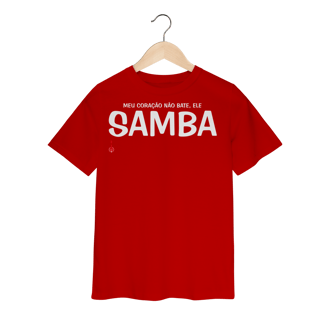 Nome do produto Camiseta Infantil Meu Coração Não Bate, Ele Samba