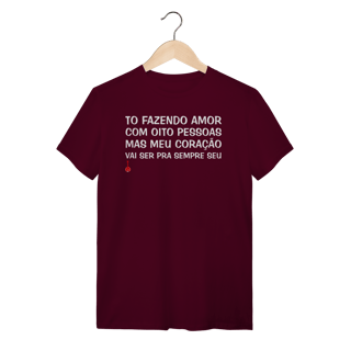 Nome do produto Camiseta To Fazendo Amor com Oito Pessoas