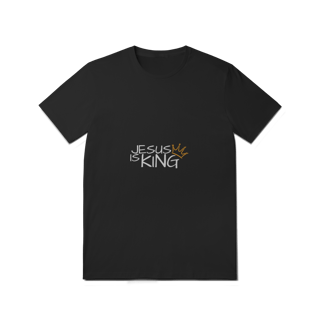 Nome do produto Camiseta WIZE WEAR “Jesus Is King” – Estilo com Propósito