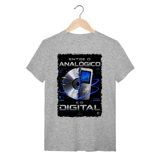Nome do produto Camiseta entre o analógico e o digital - anos 2000