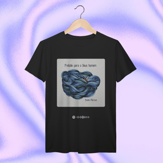Nome do produtoCamiseta “Prelúdio para o Deus Homem” — Coleção Stênio Marcius