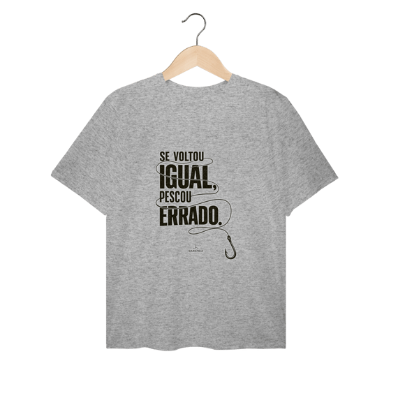 Se voltou igual... T-shirt Plus Size