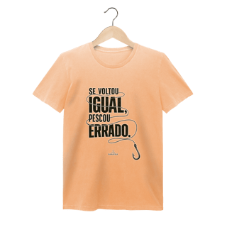 Nome do produto Se voltou igual... T-Shirt estonada feminina
