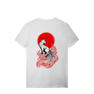 Nome do produto  Camiseta Kitsune – A Guardiã das Sombras e Chamas