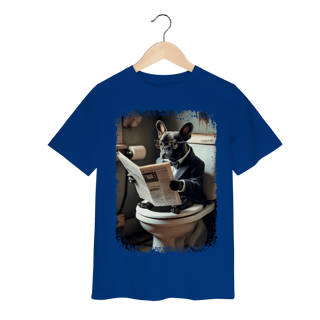 Nome do produto Camiseta Infantil Bulldog Francês no Trono Lendo Jornal
