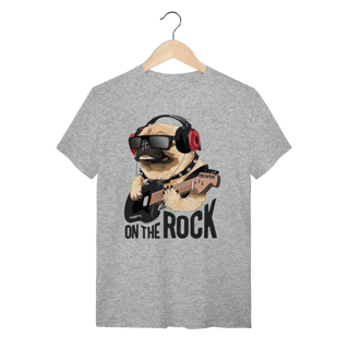 Camiseta Pug On The Rock