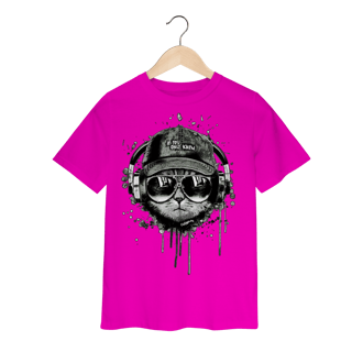Nome do produto Camiseta Infantil Gato Ouvindo Música de Boné e Óculos