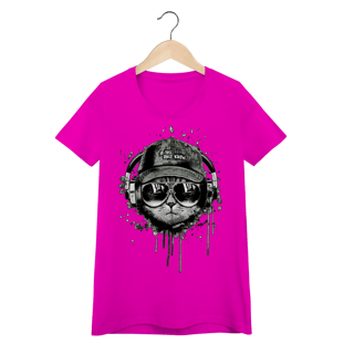 Nome do produto Camiseta Feminina Baby Look Gato Ouvindo Música de Boné e Óculos