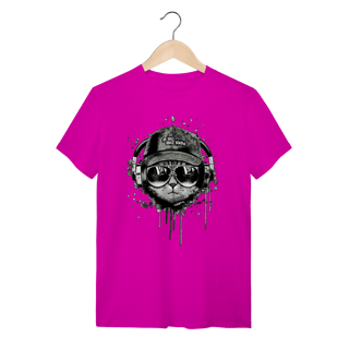 Nome do produto Camiseta Gato Ouvindo Música de Boné e Óculos