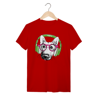 Camiseta Pastor Alemão de Óculos e Fone de Ouvido