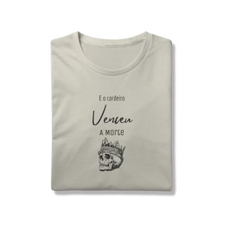 Nome do produto Camiseta - E o Cordeiro Venceu a Morte