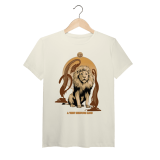 Camiseta (Algodão Peruano) - A Very Nervous Lion (Leão Covarde)