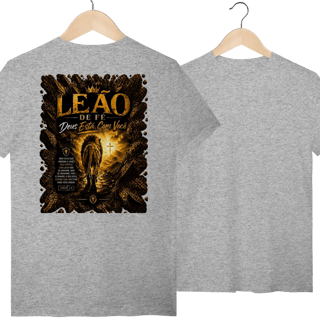 Nome do produto Camiseta Leão de Fé – Deus Está Com Você | Josué 1:9
