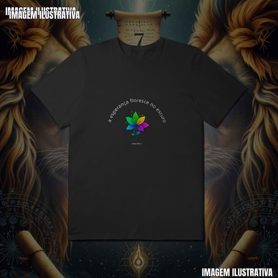 T-Shirt Plus Size A Esperança Floresce no Escuro (Isaias 35:1,2)