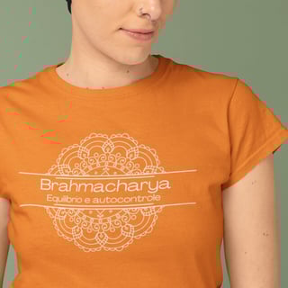 Nome do produto Camiseta Yoga Babylong Brahmacharya, Foque no Essencial