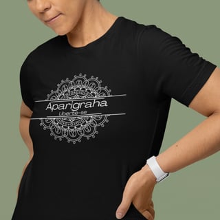 Camiseta Yoga Plus Size Aparigraha, Liberte o que Não te Serve