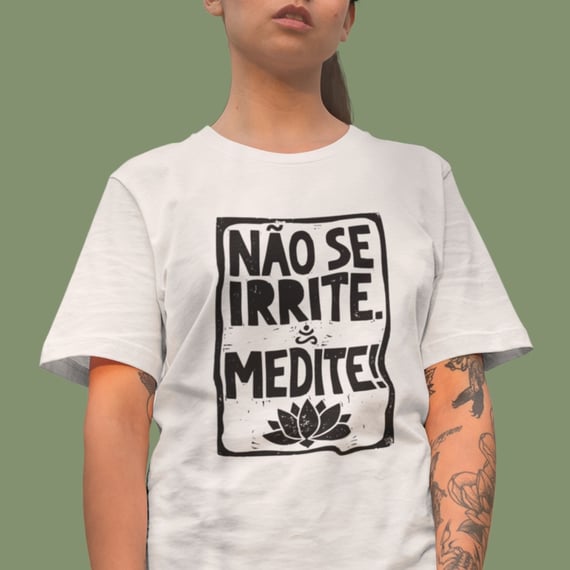 Camiseta de Yoga Meditação Xilogravura Oversized