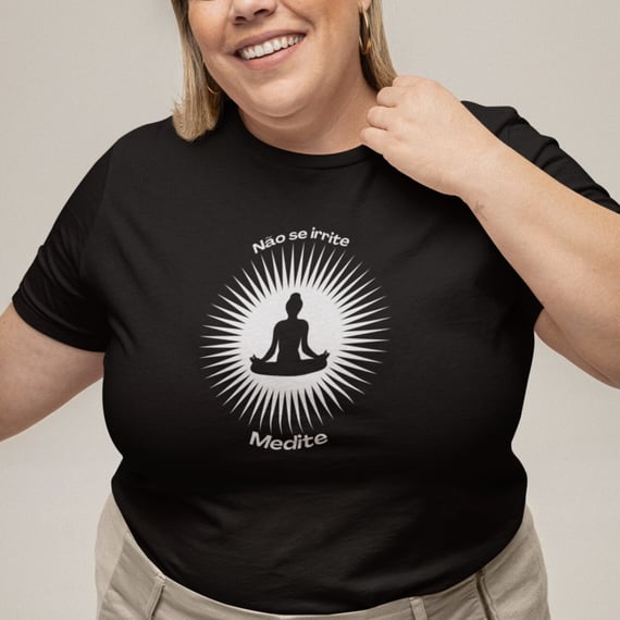 Camiseta de Yoga Meditação Solar Plus Size