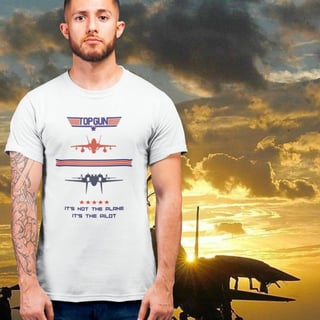 Nome do produto Camiseta It’s Not The Plane, It’s The Pilot | Estilo Top Gun Aviação Militar