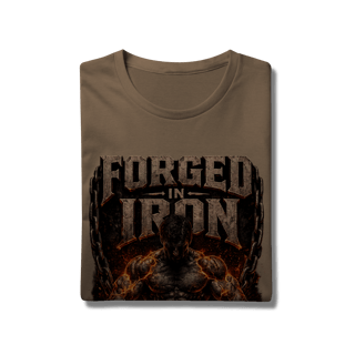 Nome do produto Camiseta Premium Forged in Iron