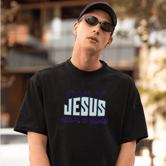 Camiseta Oversized - Only Jesus Saves
