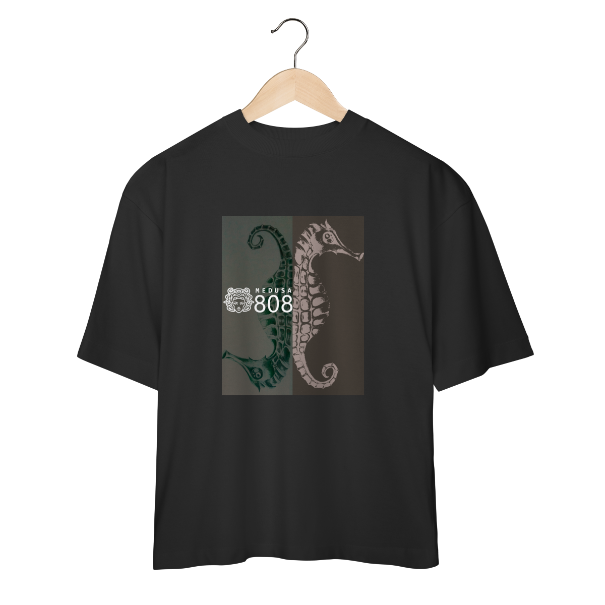 Camiseta - Coleção Ilustra - Cavalo Marinho - OVERSIZED