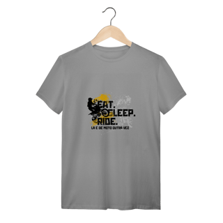 Nome do produto Eat, Sleep, Ride - Collab  Lá e de Moto Outra Vez  - Unissex, 100% Algodão