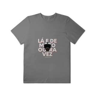 Nome do produto Lá e de Moto Outra Vez Logo - Collab Lá e de Moto Outra Vez - Unissex, 100% Algodão, Plus Size