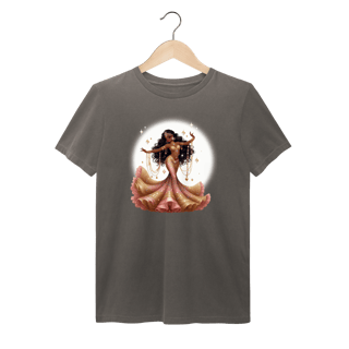Nome do produto Boneca Layla - T-shirt estonada