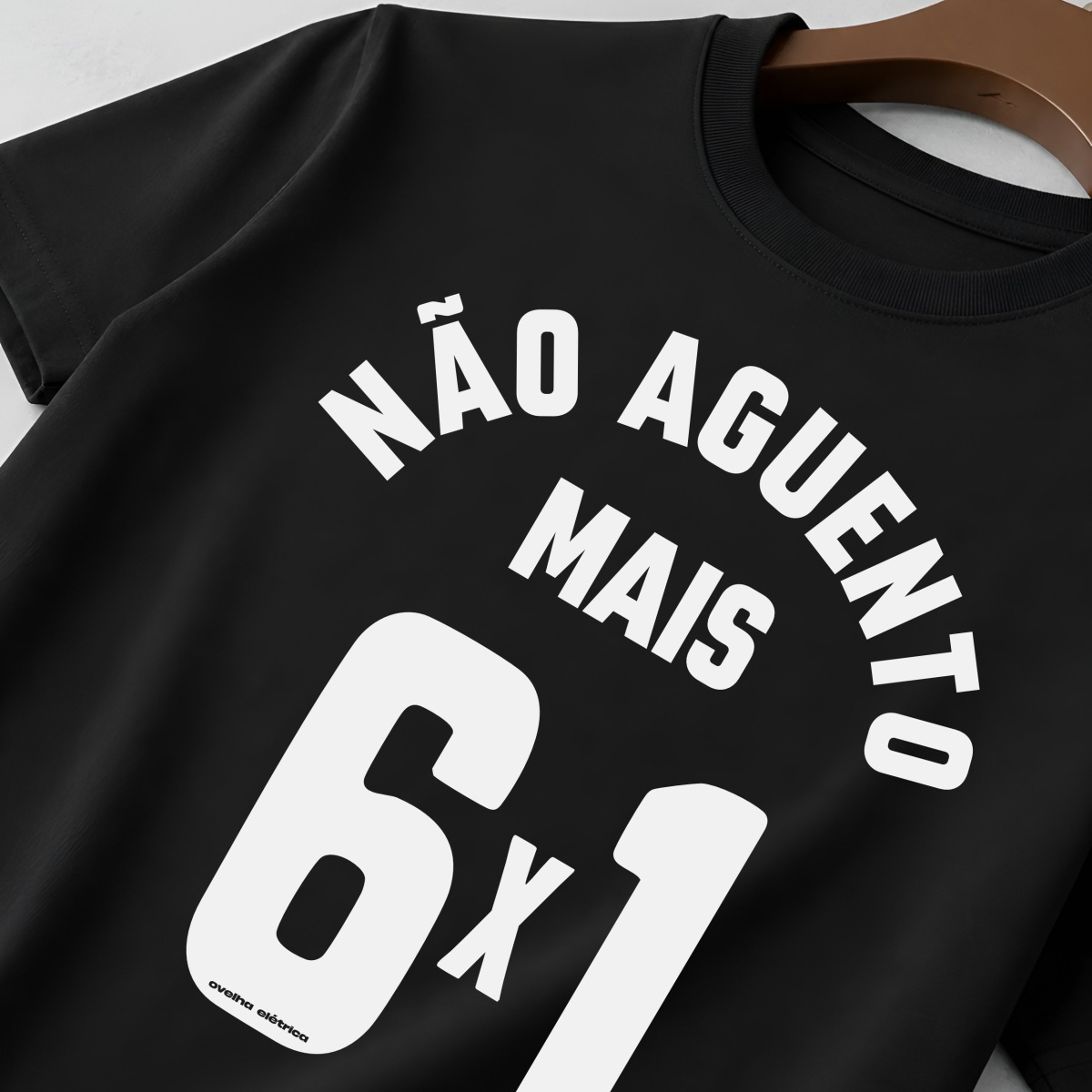 Camiseta 6x1 Preta