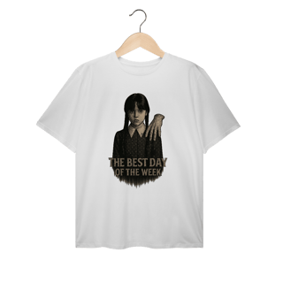 Nome do produto Camiseta Plus Size Wandinha Modelo 1 - The Best Day of the Week