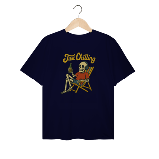Nome do produto Camiseta Plus Size Caveira Just Chilling - Modelo 1