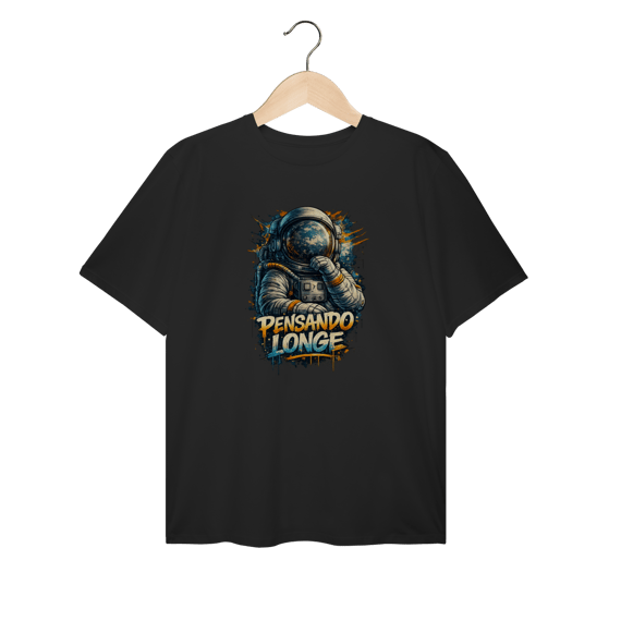 Camiseta Plus Size Astronauta Modelo 1 - Pensando Longe