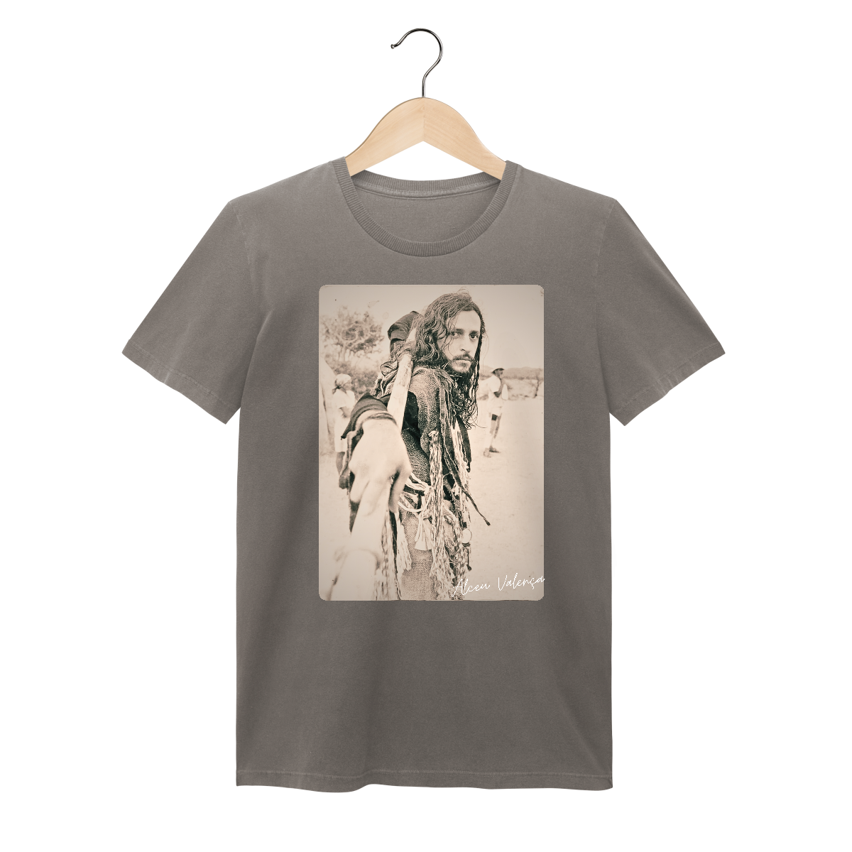Nome do produto: Camiseta Baby Long Estonada Alceu Valença