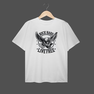 Nome do produto Camiseta Plus Size | Rock Hard - Live Free