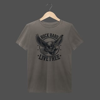 Nome do produto Camiseta Estonada | Rock Hard - Live Free