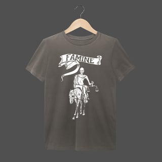 Nome do produto Camiseta Estonada | Famine – Horseman of the Apocalypse