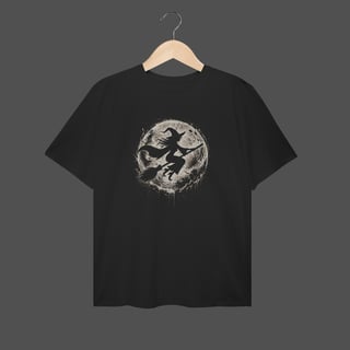 Nome do produto Camiseta Plus Size | Moon Witch