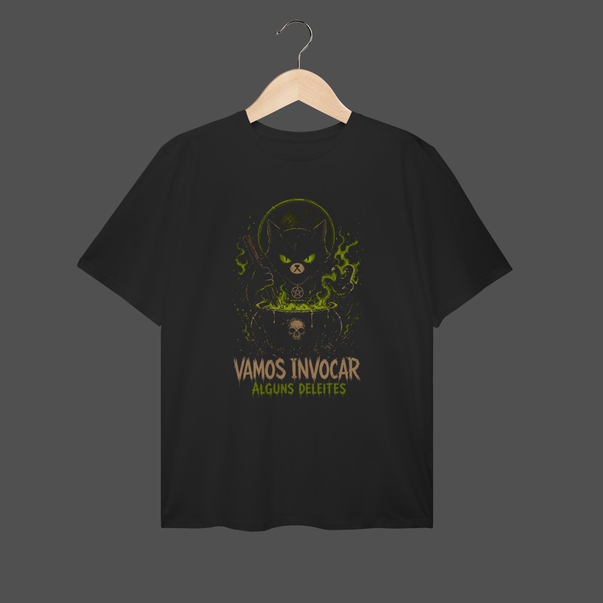 Nome do produto: Camiseta Plus Size | Vamos Invocar Alguns Deleites