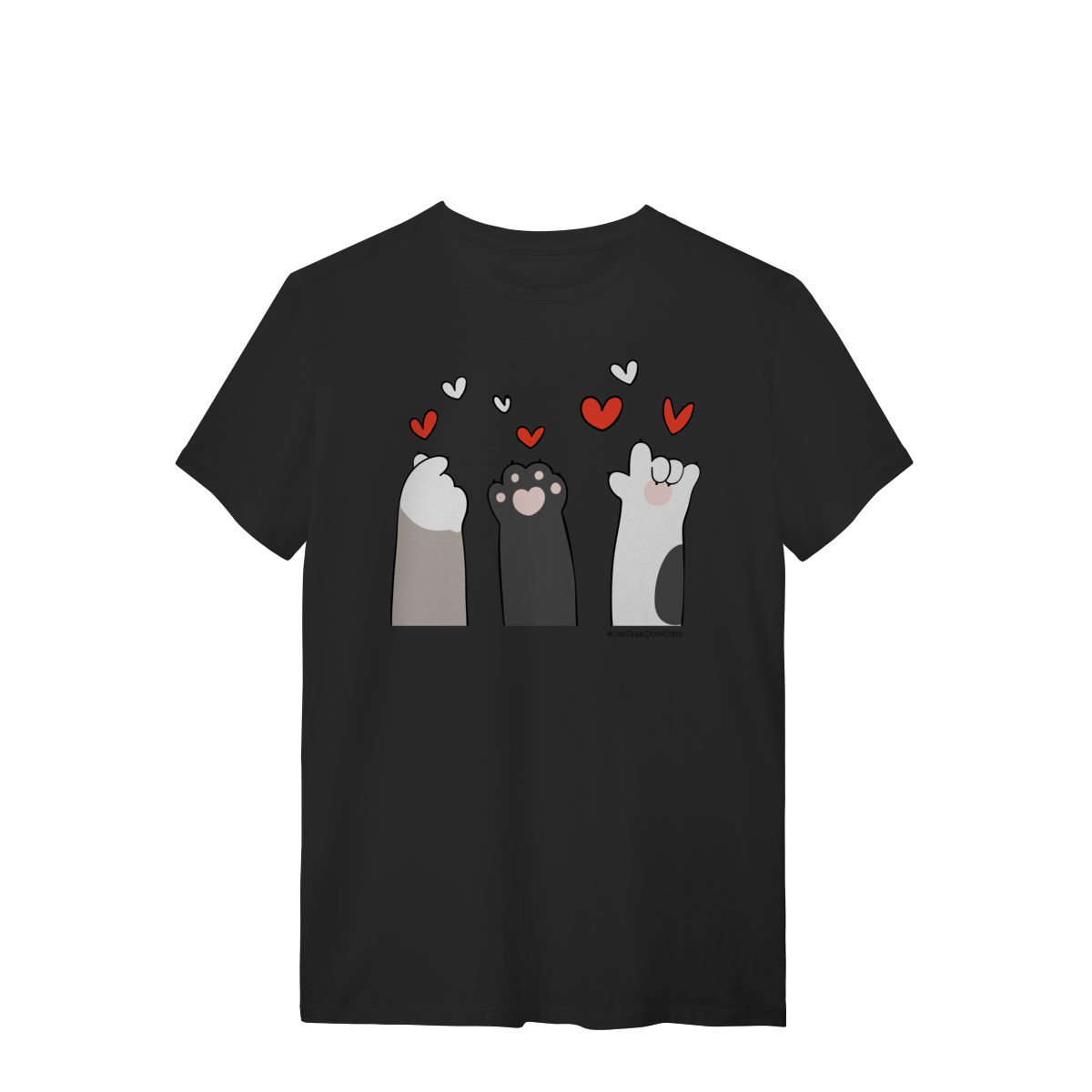 Nome do produto: Camiseta - Três patinhas